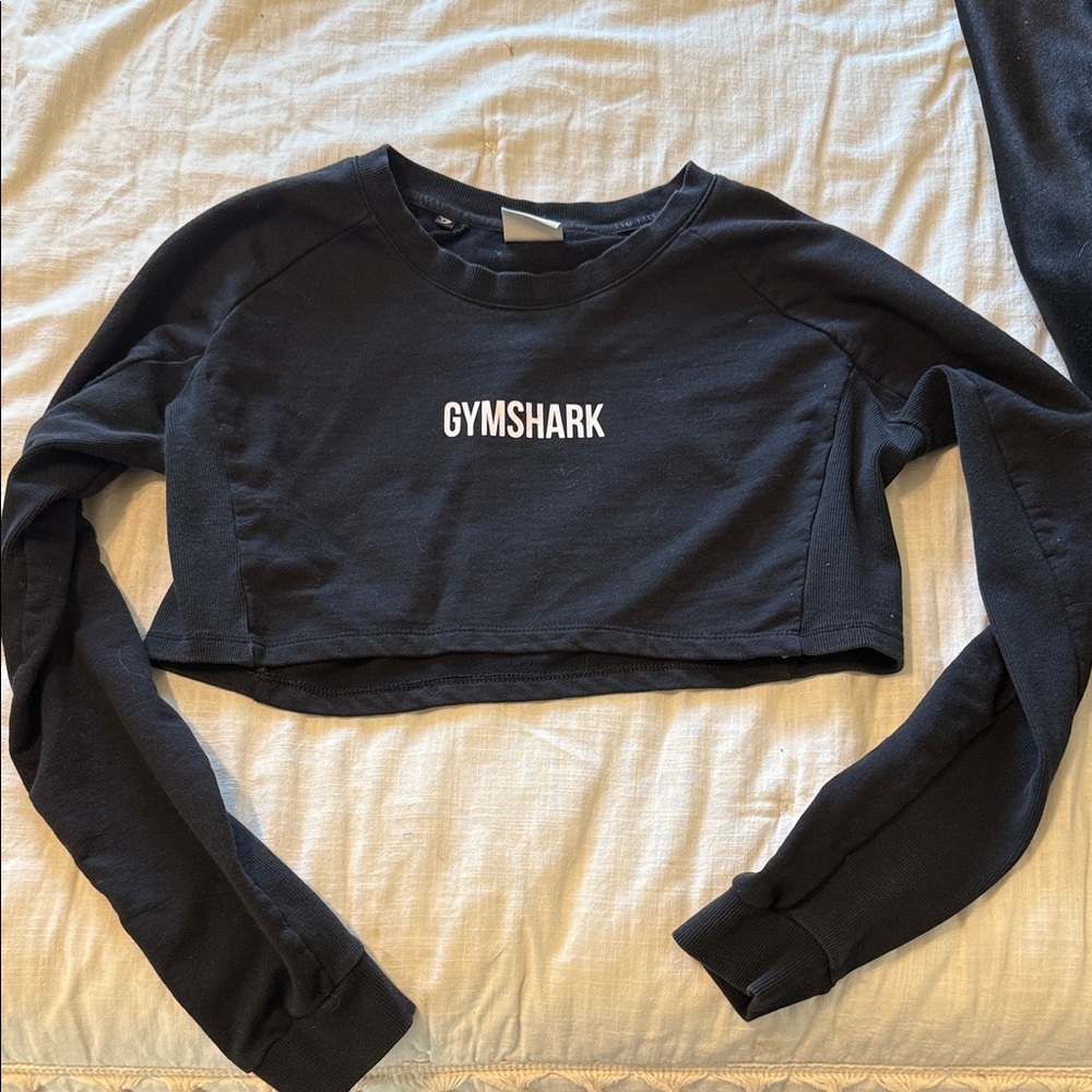 Gymshark Black Long Sleeve Crop Top